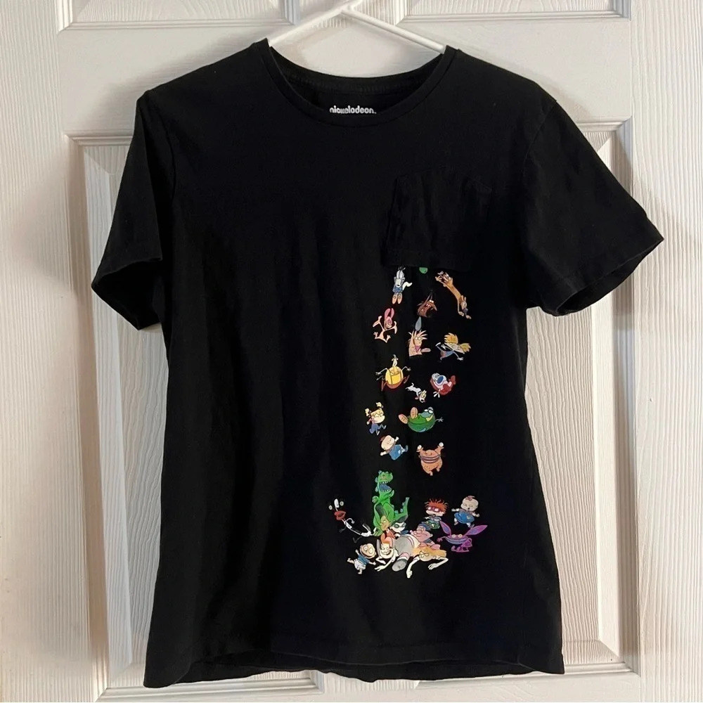 Nickelodeon tshirt  size‎ medium